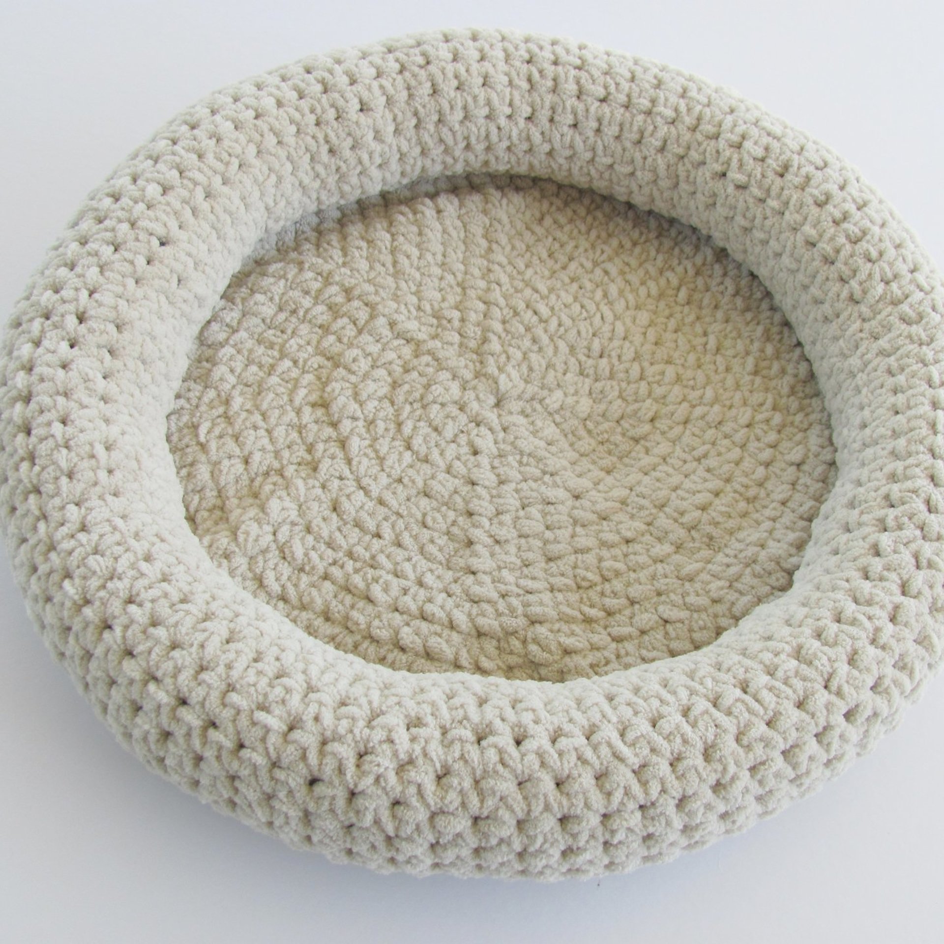 Small Crocheted Pet Bed, Almond