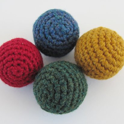 Crocheted Wool Blend Cat Toy Balls Stuffed with Organic Catnip and Cotton, Set of 4