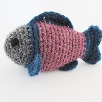 Crocheted Natural Fiber Blue Tropical Fish Catnip Cat Toy, 5" Long
